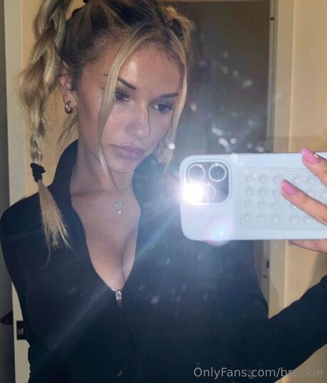 Breckie star adult pic