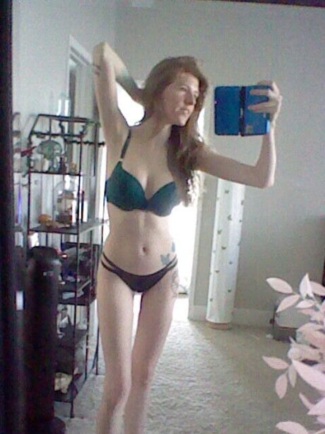 Scarletdame star free images