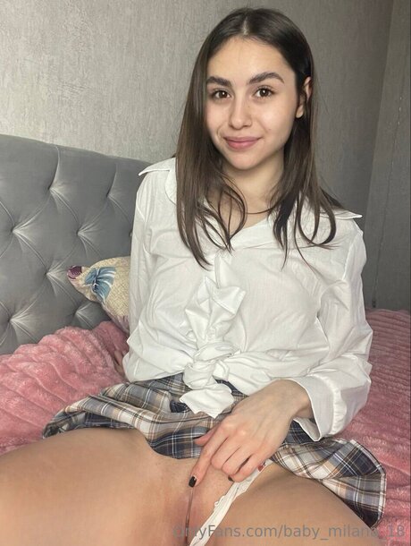 Baby Milana 18 sexy model image