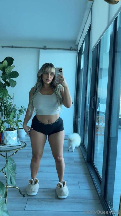 Bootyqueenbae adult actress photo