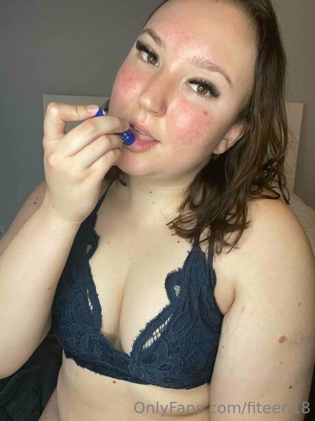 Bisexualcollegegirl model nudes picture