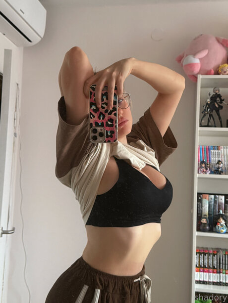 Shadory pornstar sexy photos