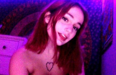 petite onlyfans pretty galleries