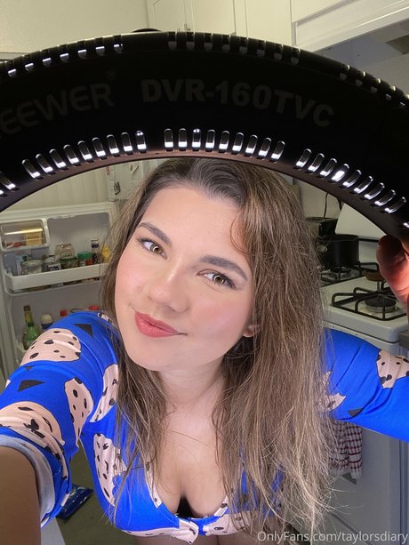 bbw lesbian onlyfans pornographic image