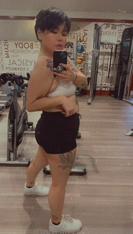 zo tama star hot img