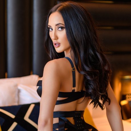 Chloe Amour xxx star gallery