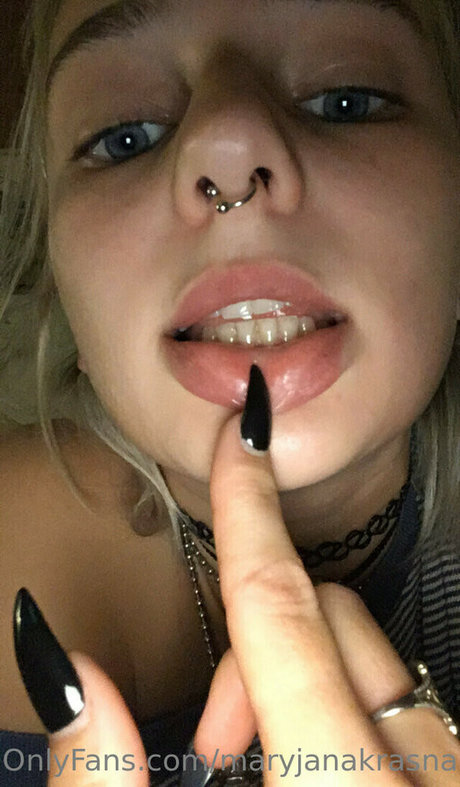 Maryjanakrasnapanna pornstar best pic