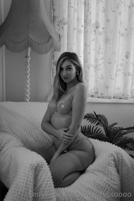 She Says Soooo porn model gallery