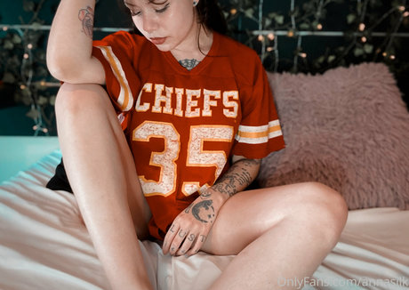 annasilk free pornstar images