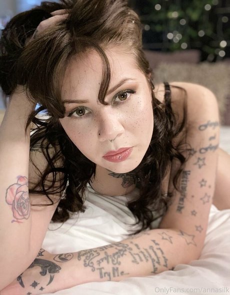annasilk nudes pornstar picture