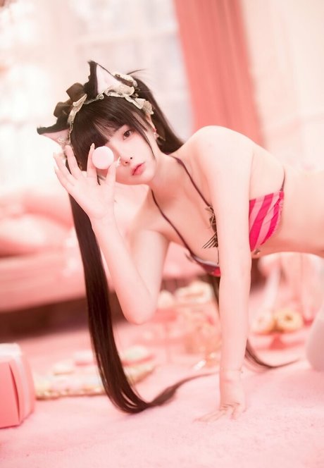 Raku xxx pornstar img