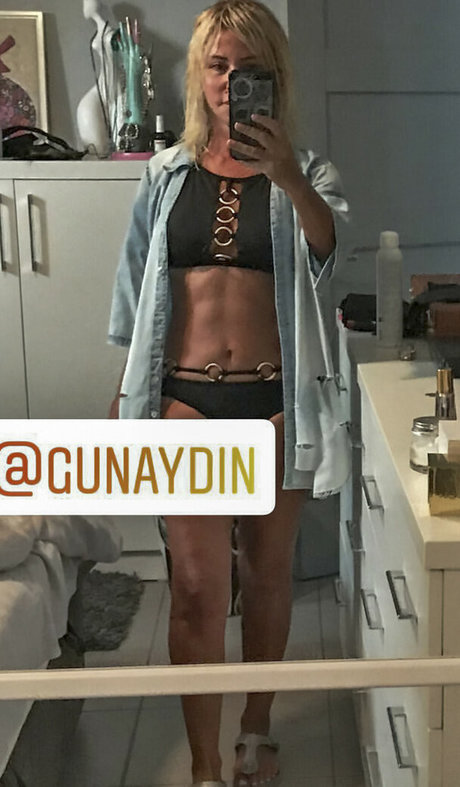 Zumrut Nural Dorman top model galleries