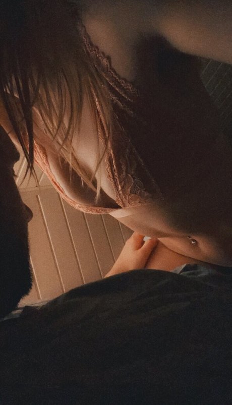 shemale outdoor onlyfans sexy naked img