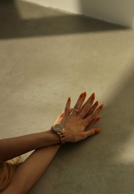 Naughtybanshee pretty pornstar pic