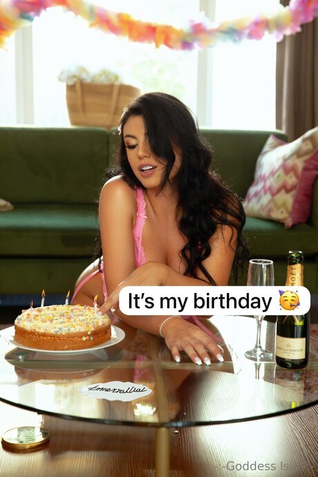 plus size onlyfans hot photos