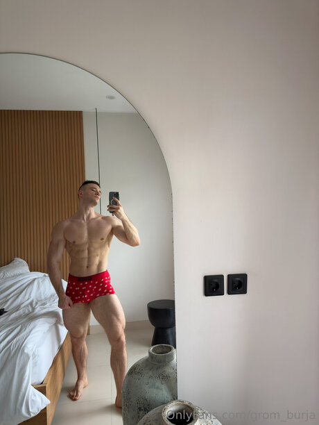 Grom Burja porn actress images