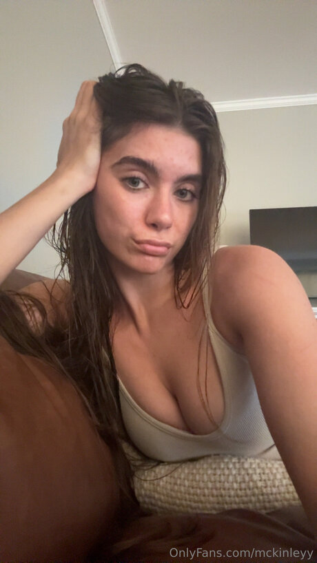 Mckinleyy model top gallery