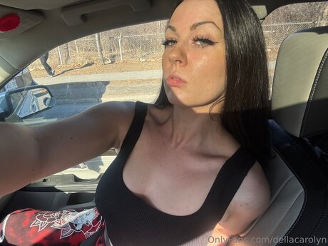 Dellacarolyn model pics