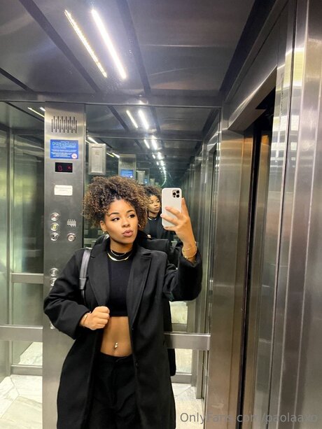 Paolaaxo nude actress photos