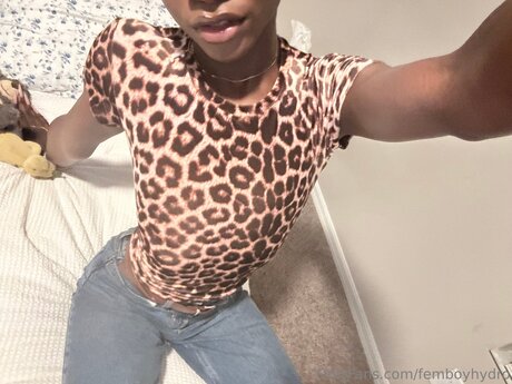 Femboyhydro xxx model photos