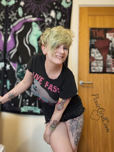 Pixiegirlcam sexy pornstar pics
