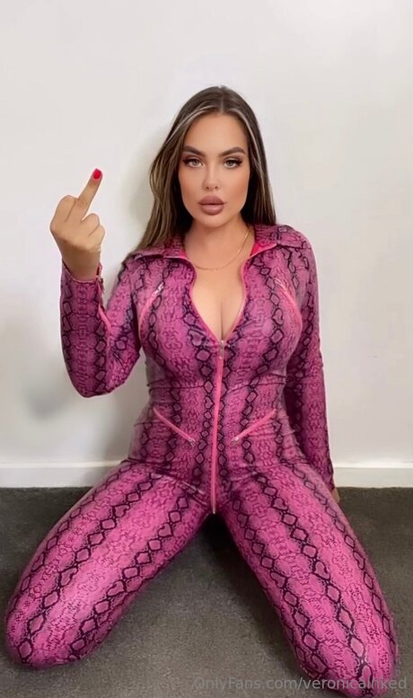 Veronicainked pornstar sex archive