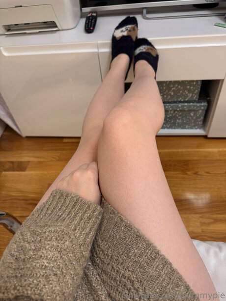 20 years old onlyfans naked images