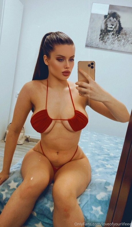 ukraine teen onlyfans hot nude pic