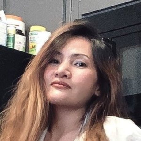 Zo Kitchen nude model photos