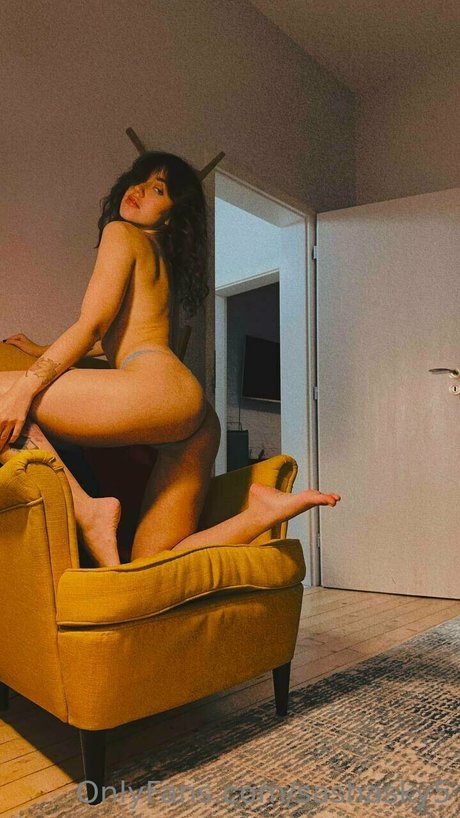 lesbian feet onlyfans erotic gallery