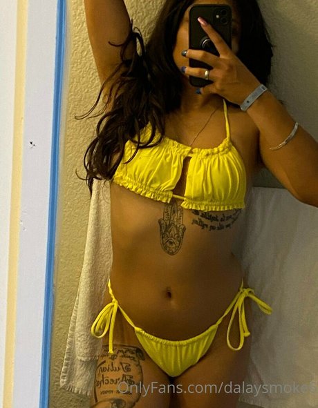 Dalaysmoke6 exclusive model pictures