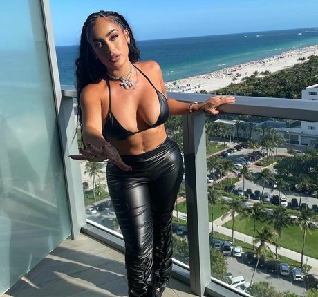 Jasmin Cadavid model pornographic galleries