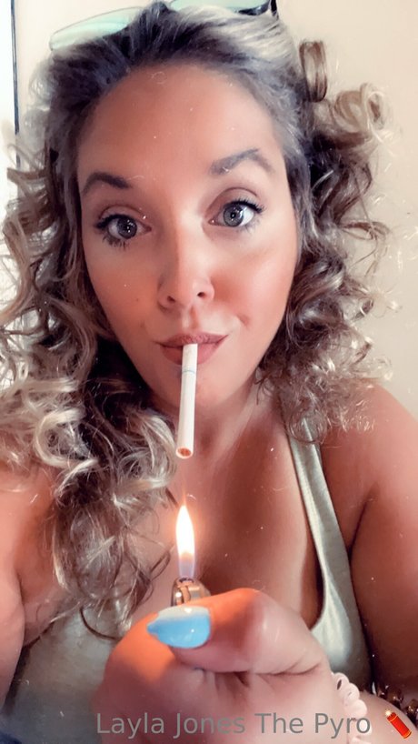 Layla Jones adult actress image