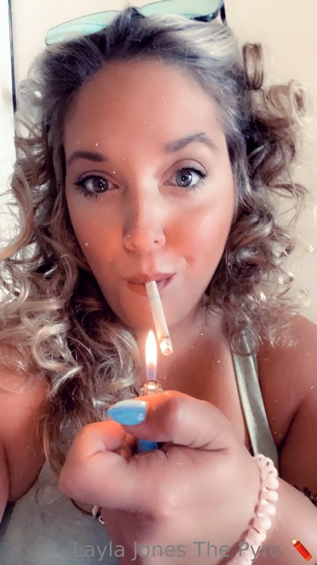 Layla Jones naked star images