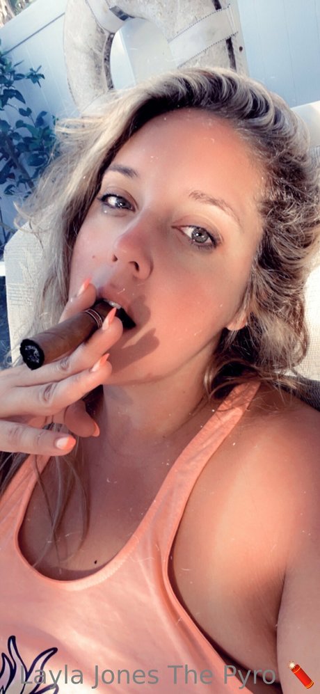 Layla Jones model pretty gallery