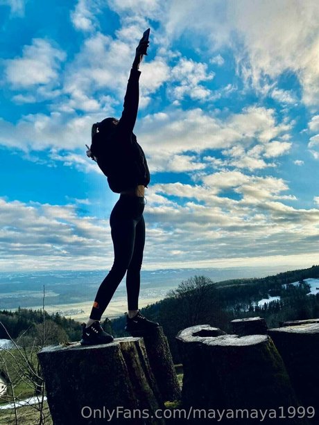 Mayamaya1999 best star photos