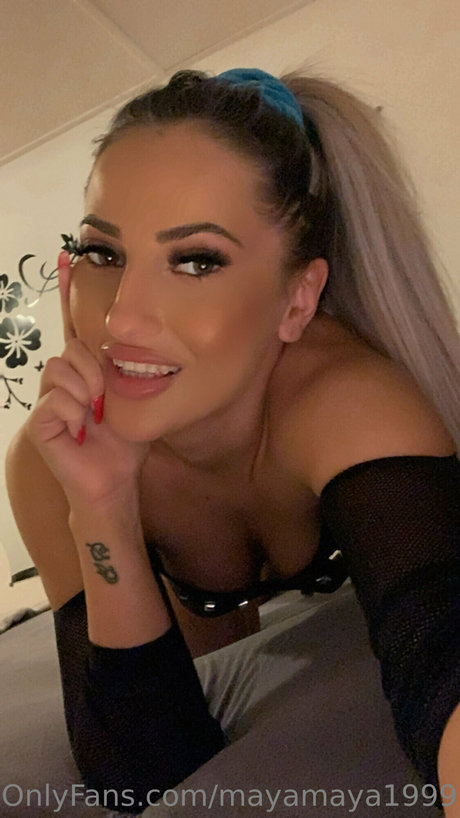 Mayamaya1999 pornstar exclusive images