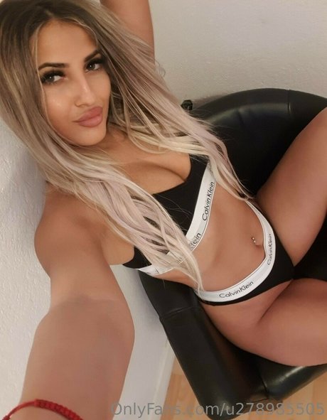 Mayamaya1999 porn star pics