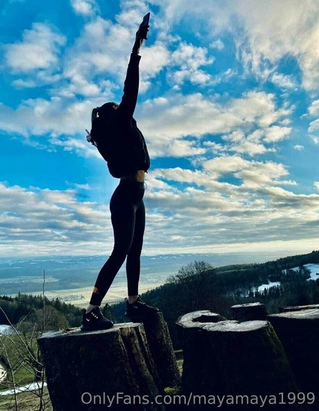 Mayamaya1999 erotic star images