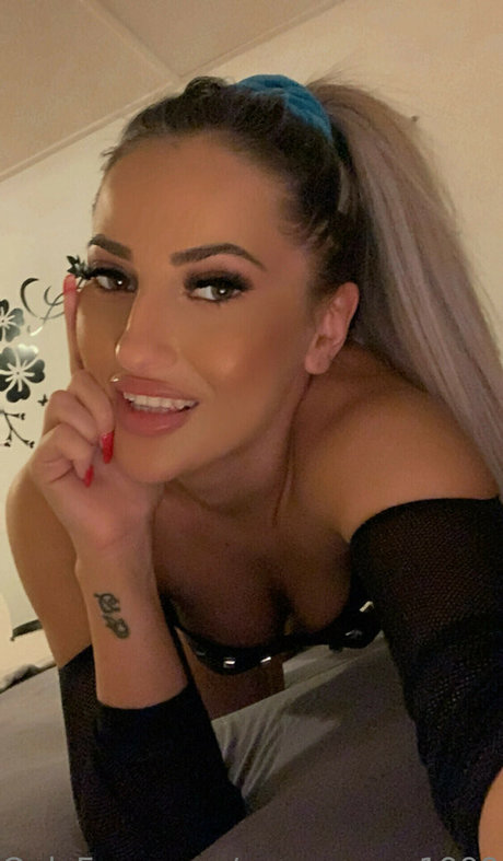 Mayamaya1999 free star pic