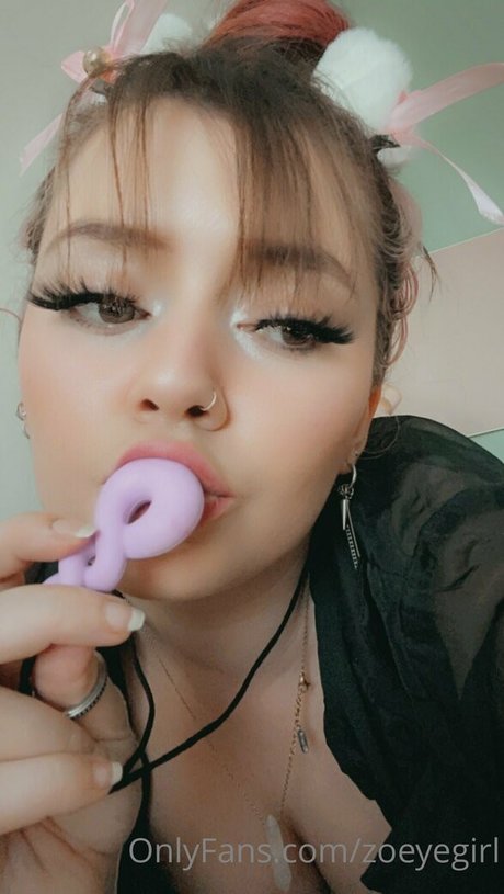 zoeyegirl model adult archive
