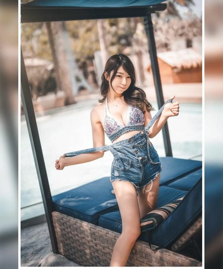 Zoeso beautiful actress archive