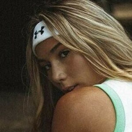 black hair onlyfans nude photos