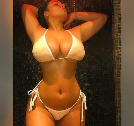 Zoe Leanne Cooper nudes model pictures