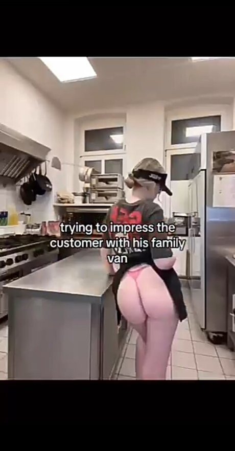 zoeeyyy nice pornstar image