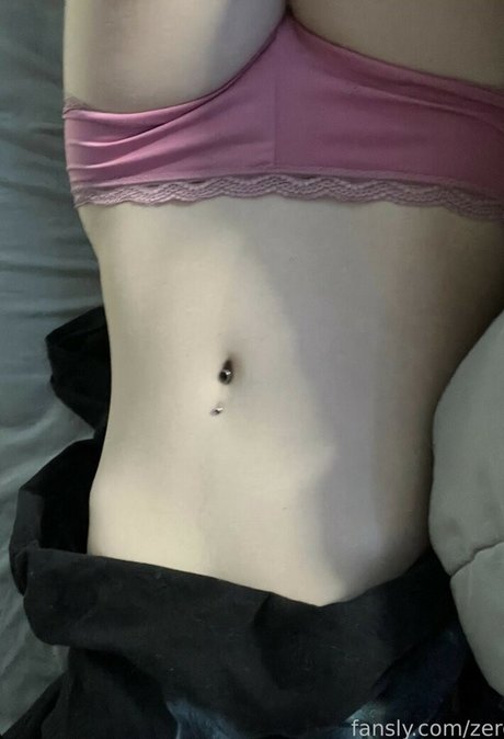 zerggiee star erotic photo