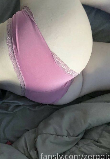 zerggiee nudes pornstar picture