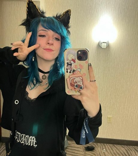 teen nude onlyfans erotic image