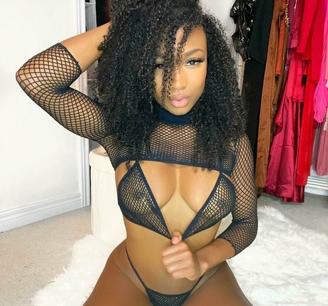 beautiful japanese onlyfans beautiful nude pic