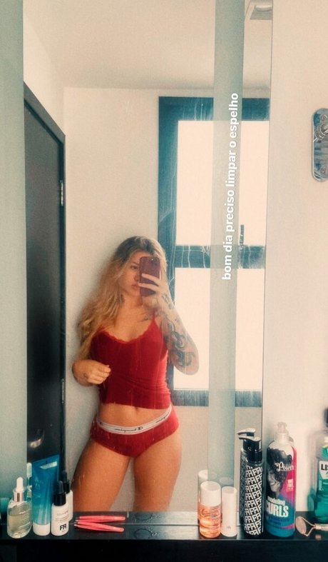 Elana Dara model high quality images